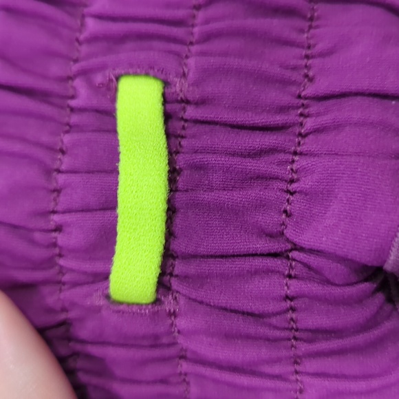 RARE Lululemon Run Tracker Skirt Purple Size 4 - Picture 8 of 10